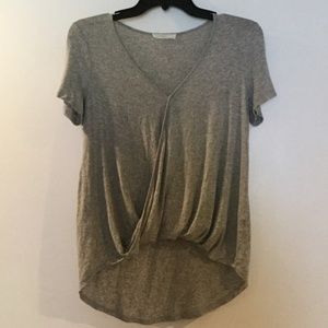 LUSH SURPLICE WRAPPED HI LOW GREY TEE
